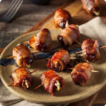 Рулетики куриные с беконом - 10 пор.