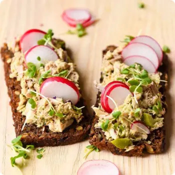 Смореброды с томатом и тунцом - 24 шт.