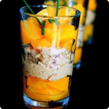 Веррин с тунцом и персиком - 10 шт.